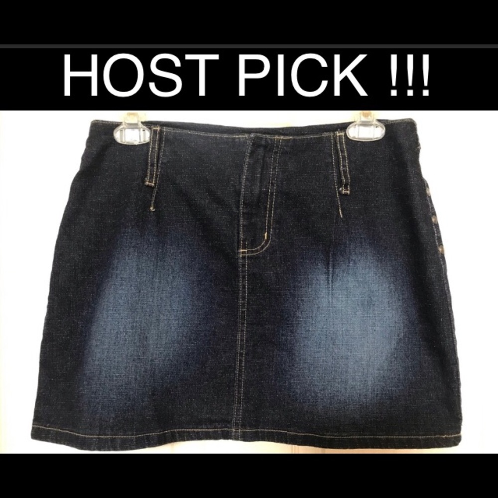 🎉HP🎉💋 Vintage 90’s Lazer Jean Skirt